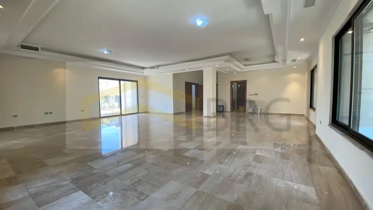 WhatsApp Image 2024-07-25 at 12.48.45 PM (1)