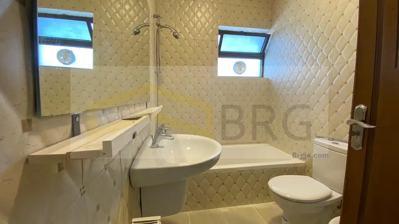 WhatsApp Image 2024-07-27 at 3.04.20 PM (1)