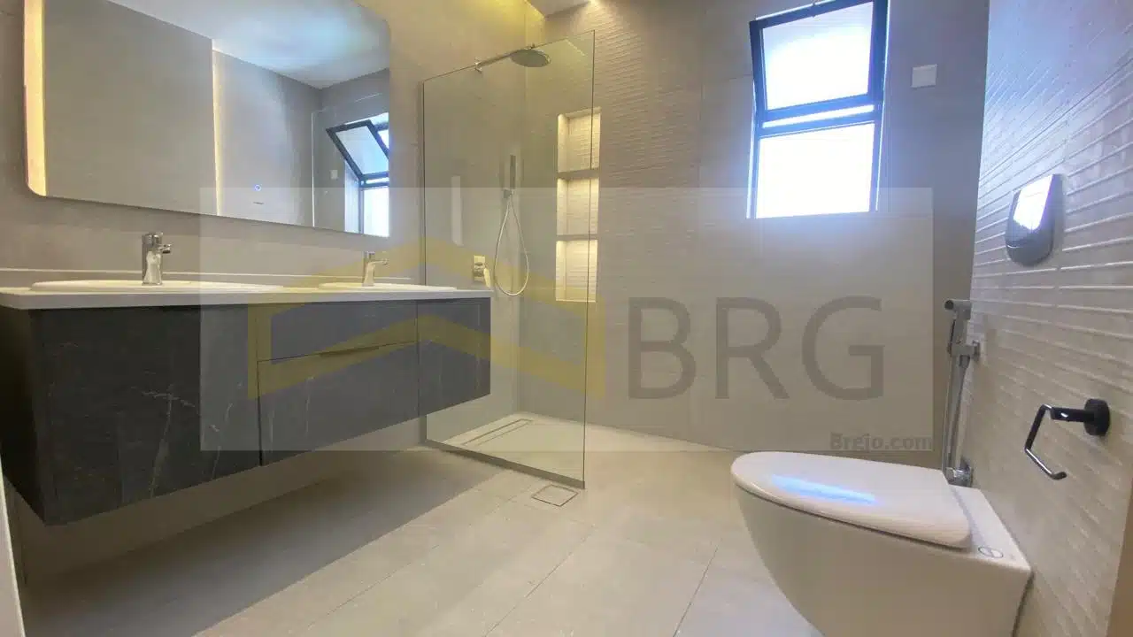 WhatsApp Image 2024-08-20 at 1.59.10 PM