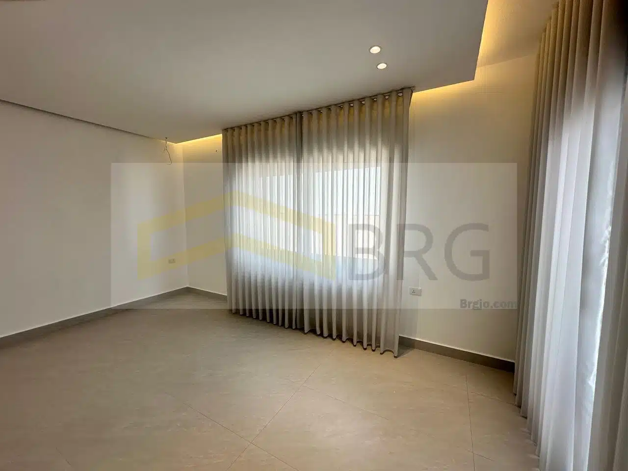 WhatsApp Image 2024-09-21 at 2.51.03 PM