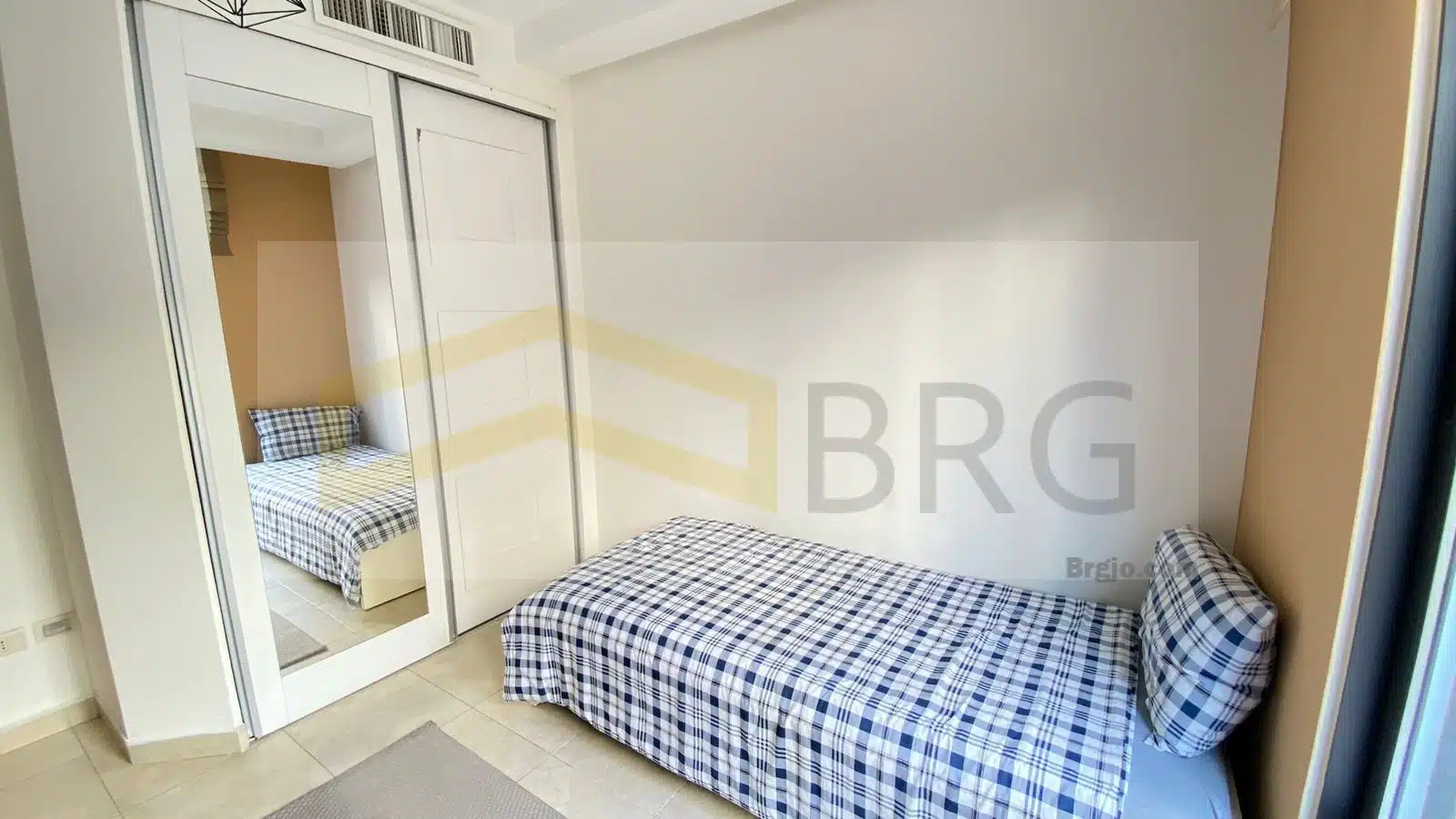 WhatsApp Image 2024-09-12 at 11.16.48 AM (1)