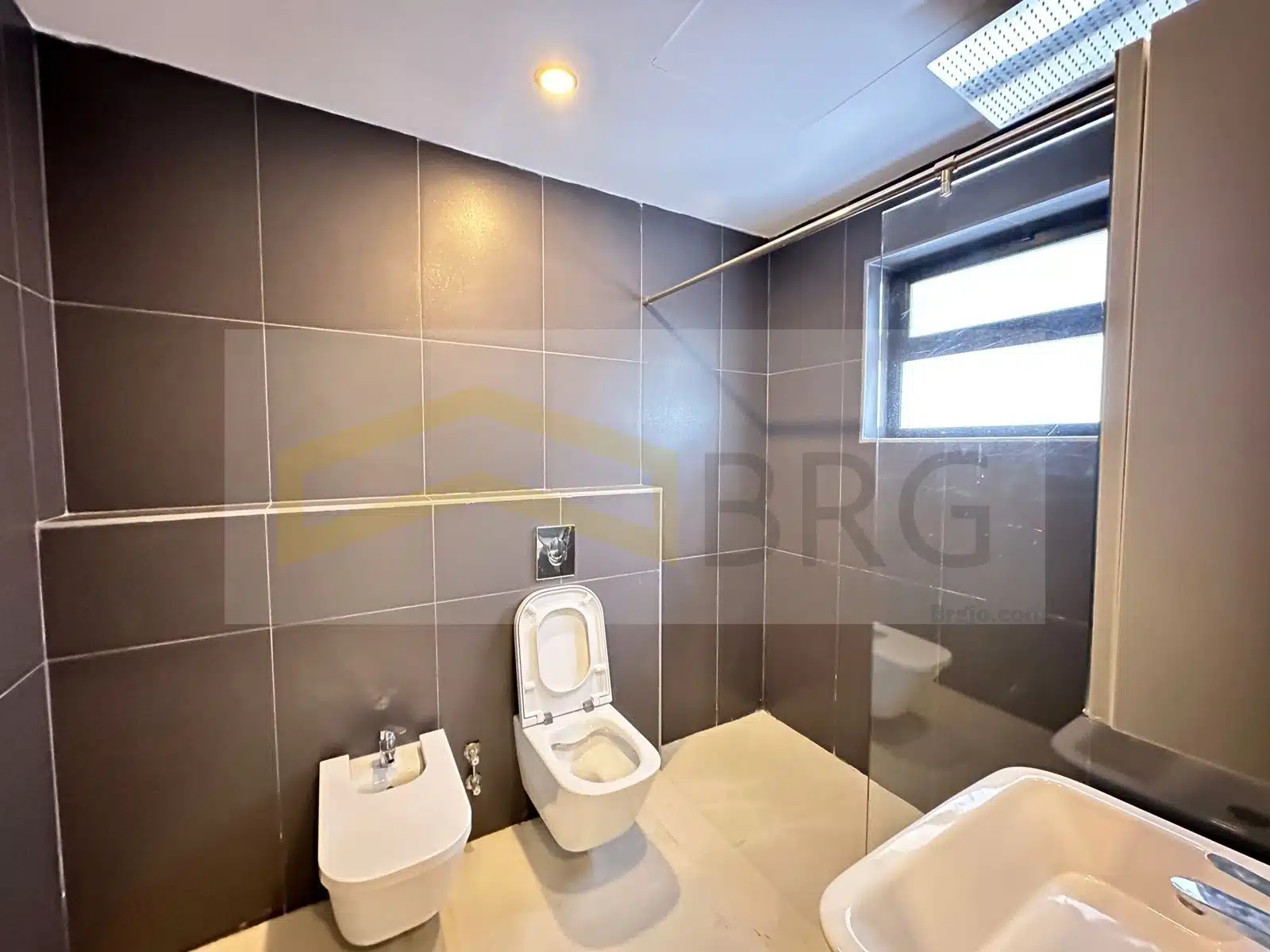 WhatsApp Image 2024-09-17 at 12.30.39 PM (1)