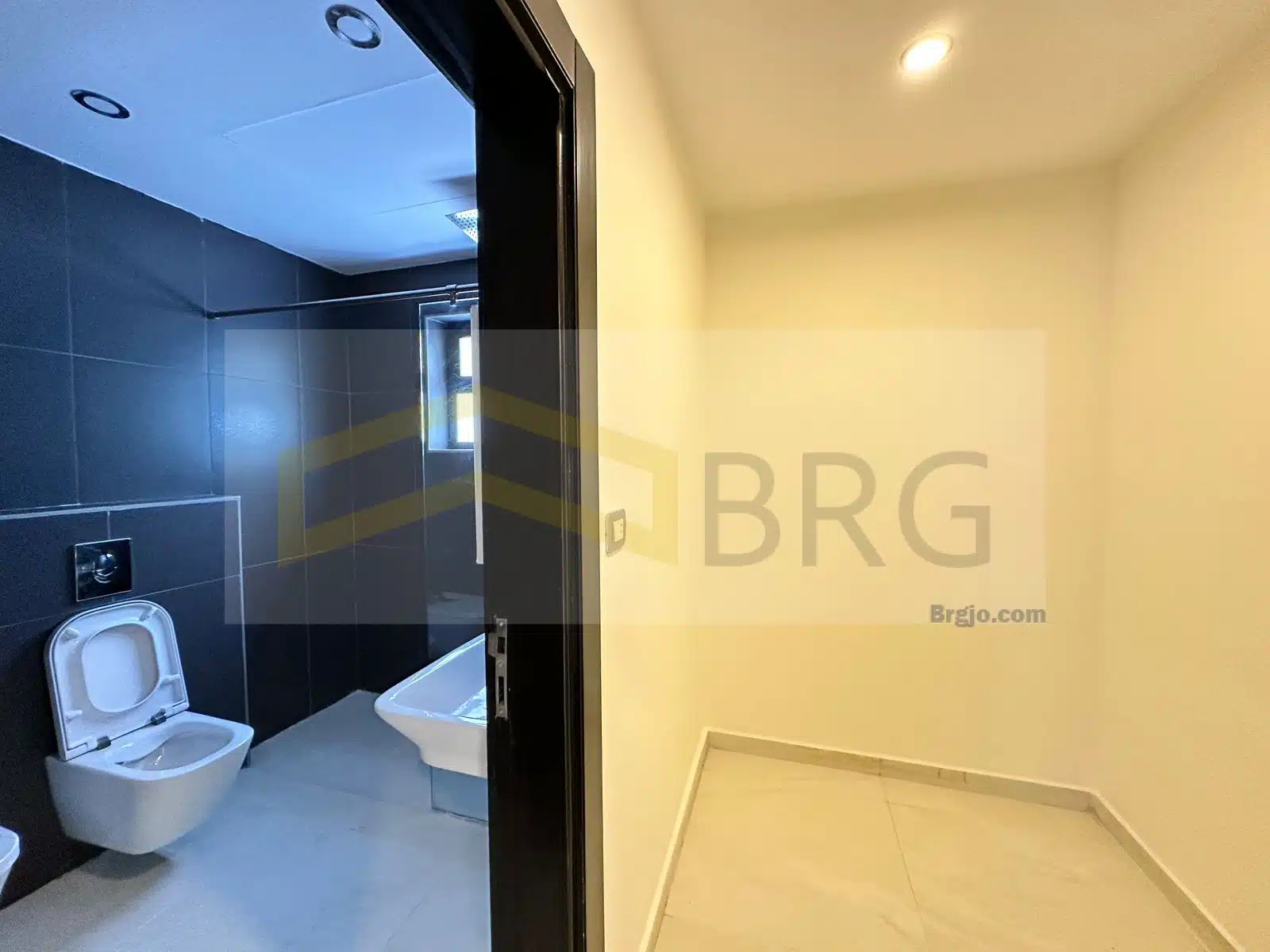 WhatsApp Image 2024-09-17 at 12.30.39 PM (2)