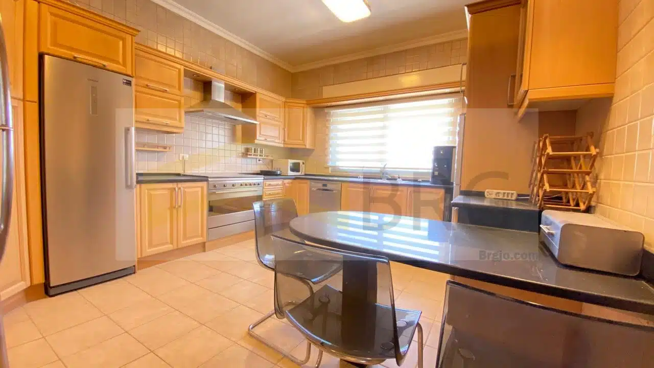 WhatsApp Image 2024-12-04 at 1.49.01 PM (12)