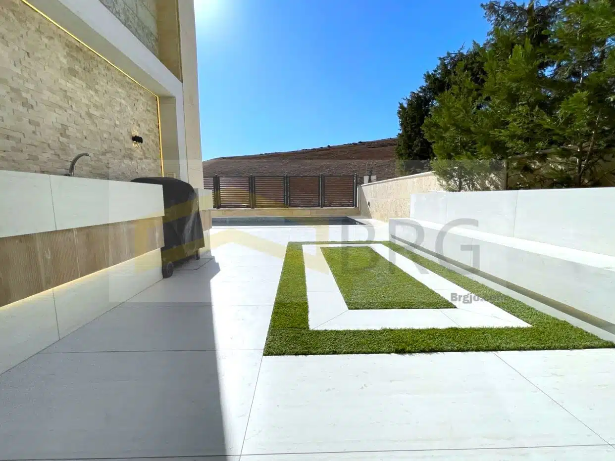 WhatsApp Image 2024-12-23 at 12.13.47 PM (1)