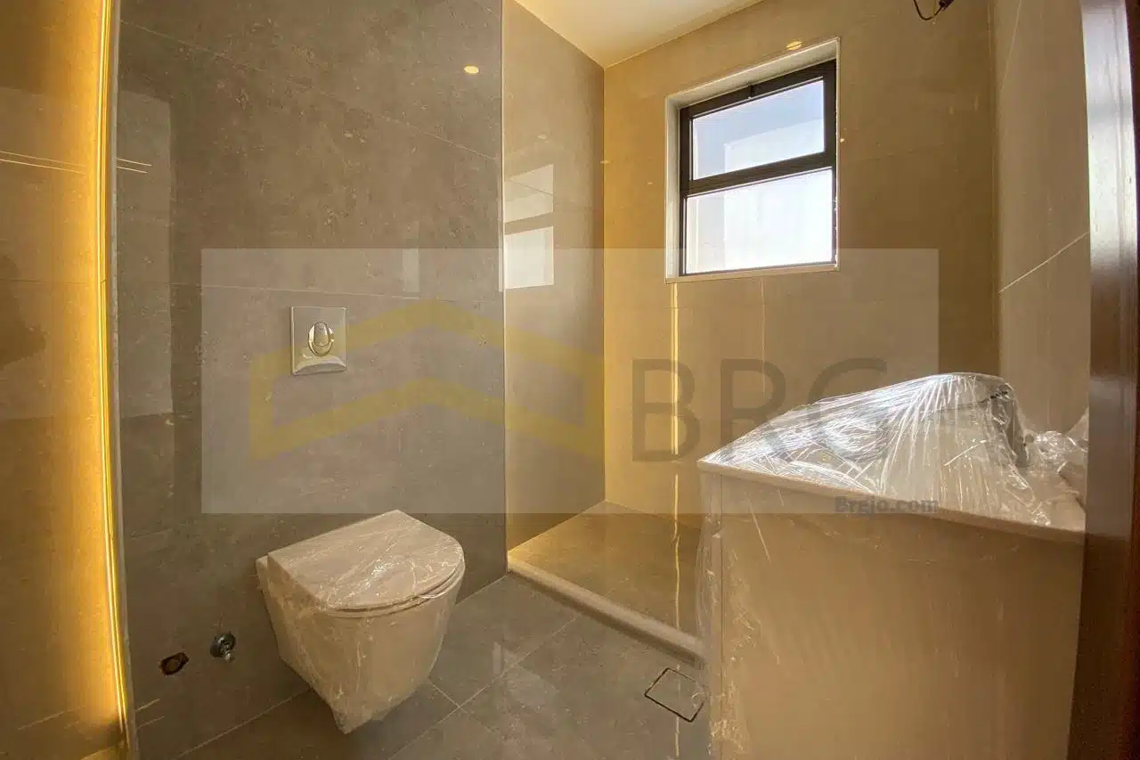 7b7e9bd1-5405-4411-aec0-677535f63ec5