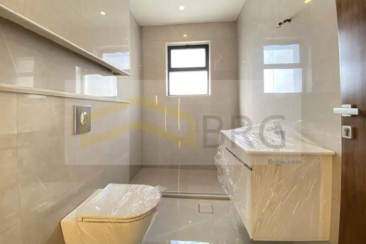 827eaf04-e40b-4aaa-8506-40582fbc5f80