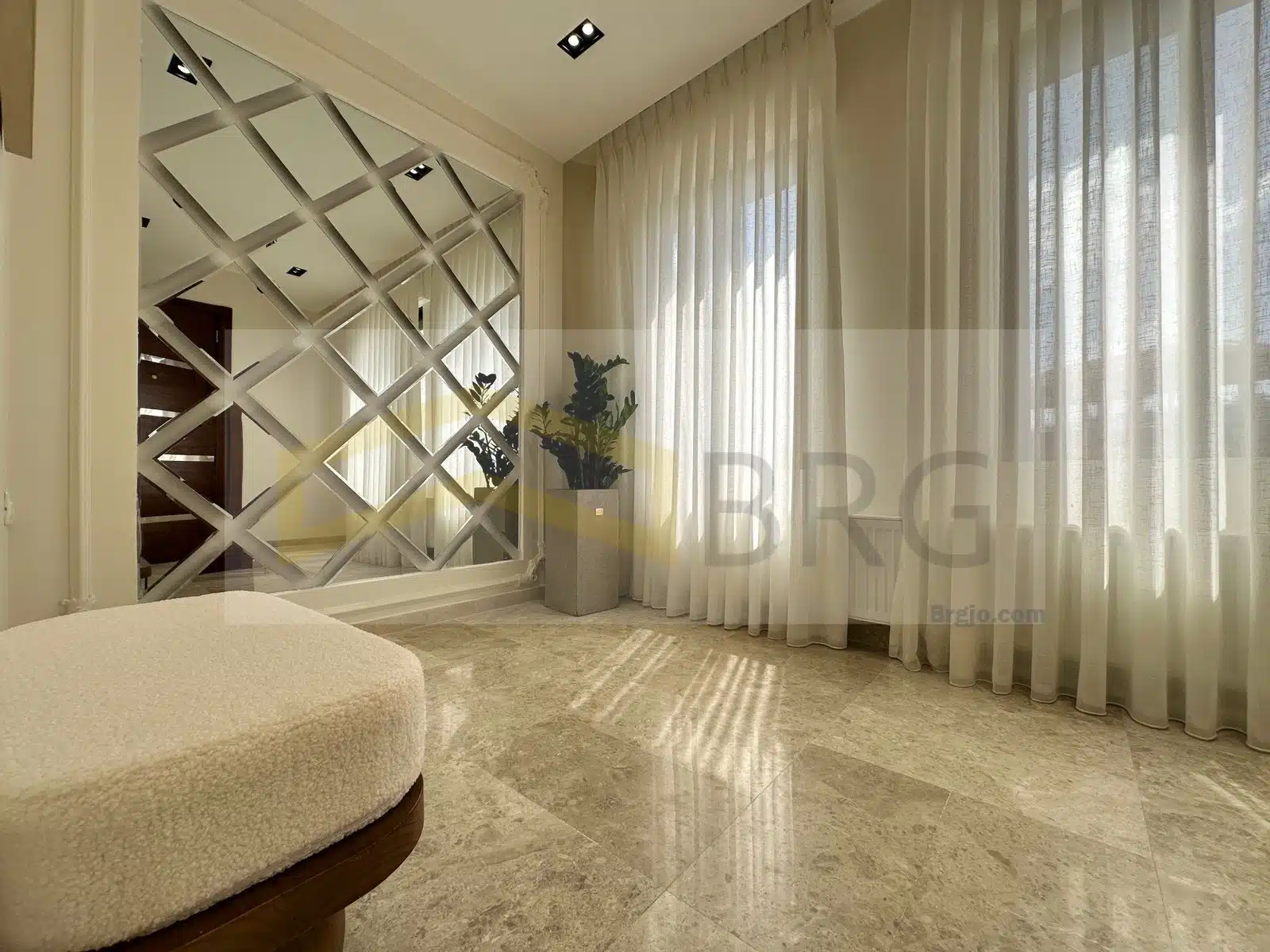 WhatsApp Image 2024-10-01 at 4.50.14 PM (1)