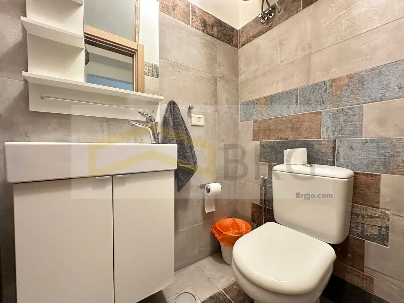 WhatsApp Image 2024-10-14 at 9.54.17 AM