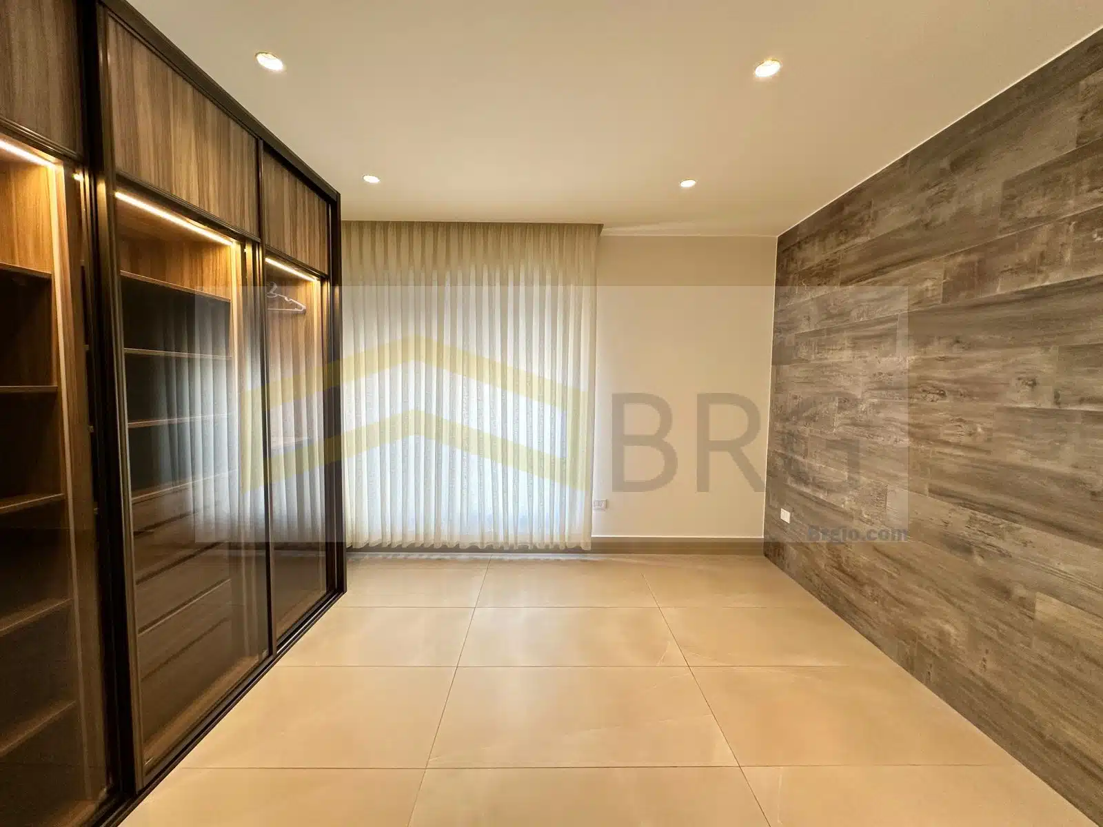 WhatsApp Image 2024-10-15 at 3.50.36 PM