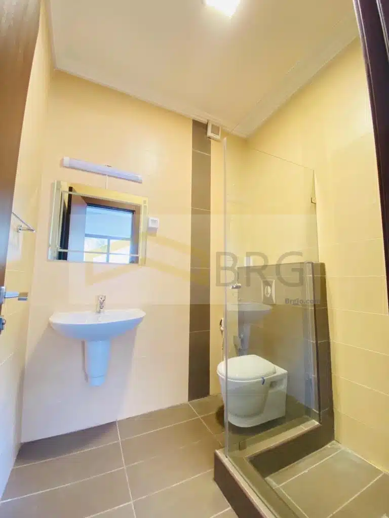 WhatsApp Image 2024-10-23 at 11.24.56 AM (1)