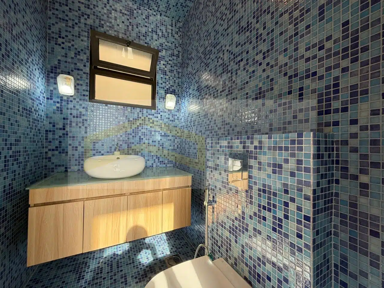 WhatsApp Image 2024-11-19 at 6.26.08 PM