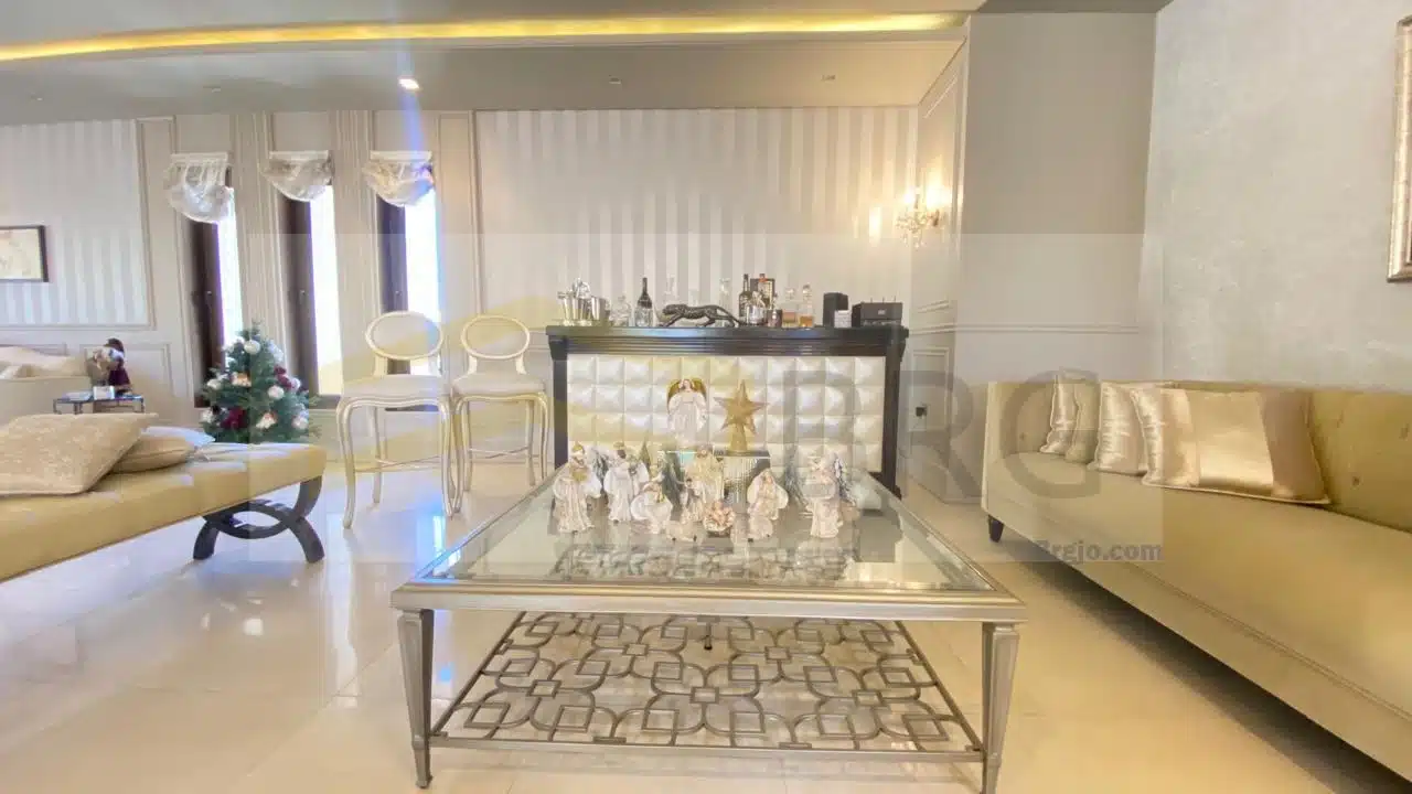 1c00a7a1-9632-49b8-a5b0-a633a8942f83