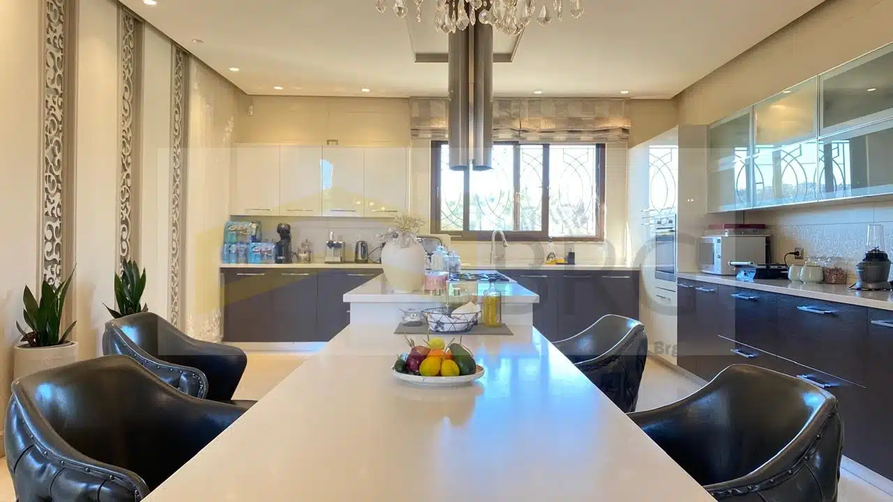 2a123cce-025a-4b1a-b465-0c60f157438e