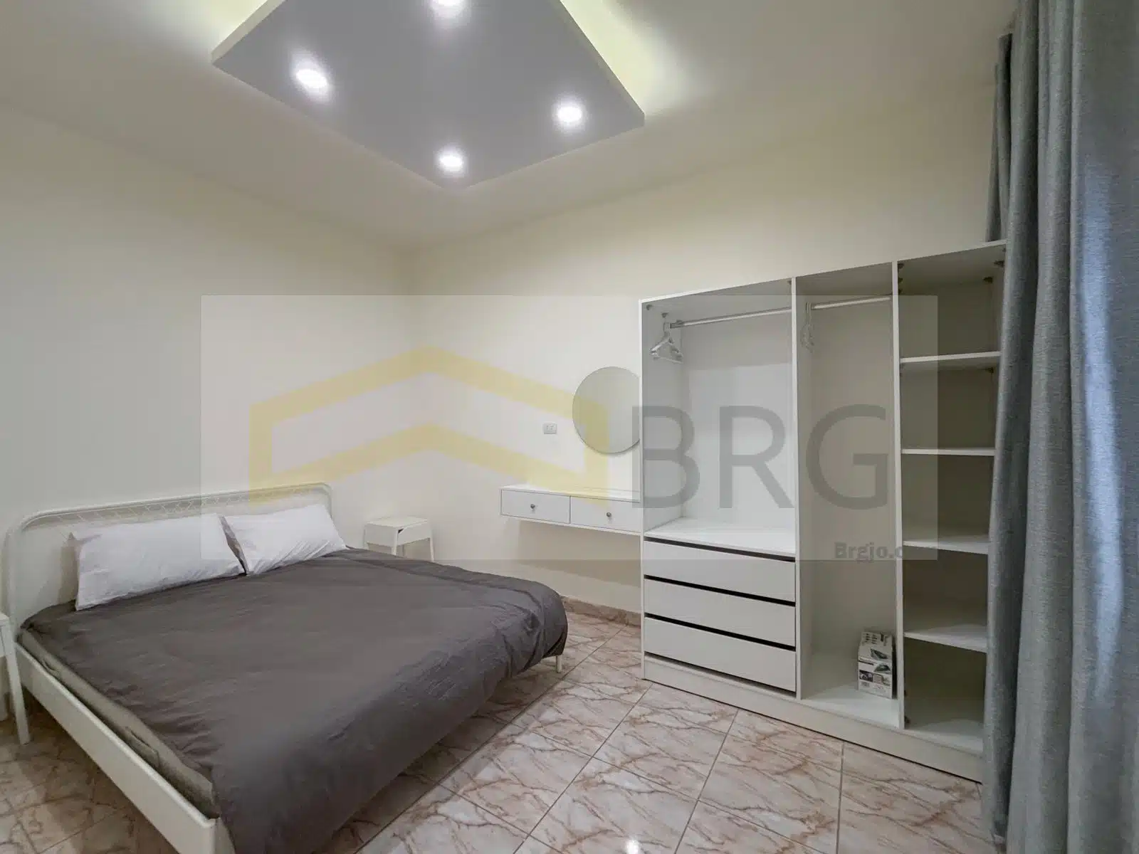 WhatsApp Image 2024-12-05 at 10.40.59 AM (1)