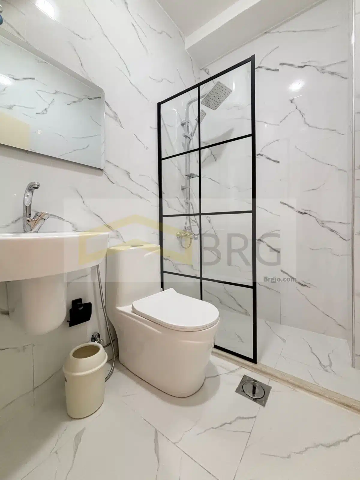 WhatsApp Image 2024-12-05 at 10.41.00 AM