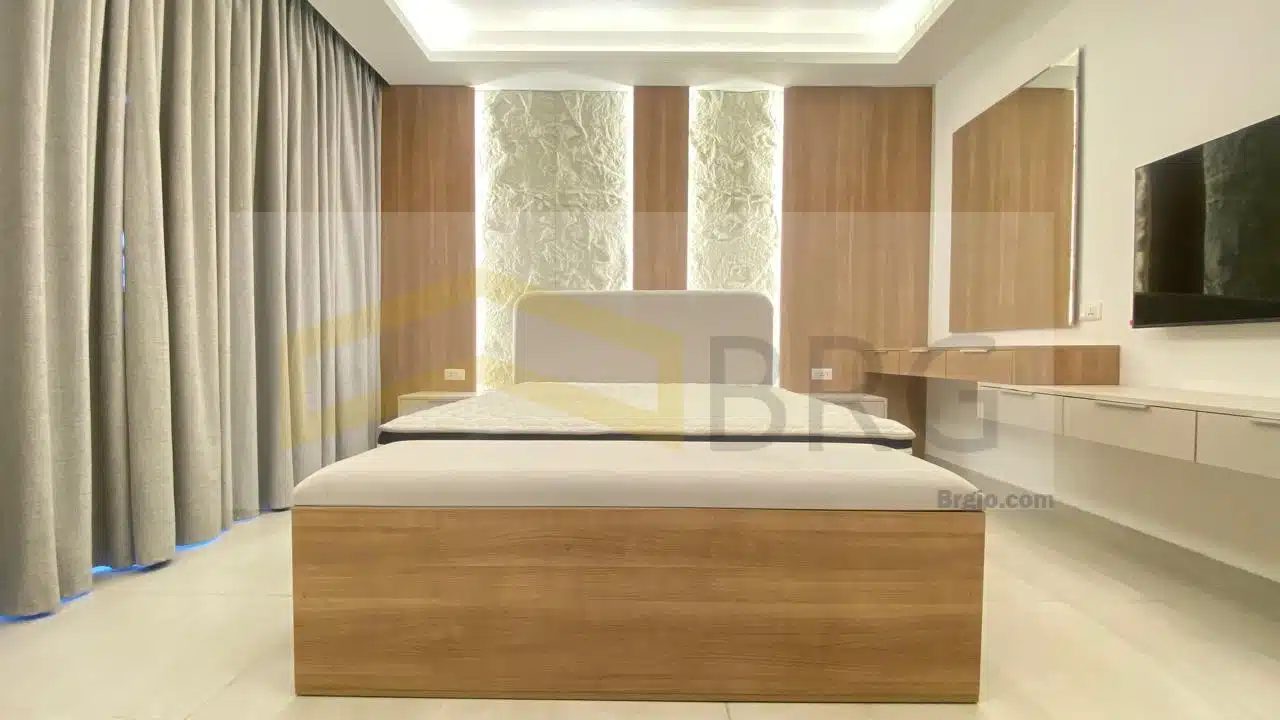 WhatsApp Image 2024-12-19 at 7.30.59 PM (5)