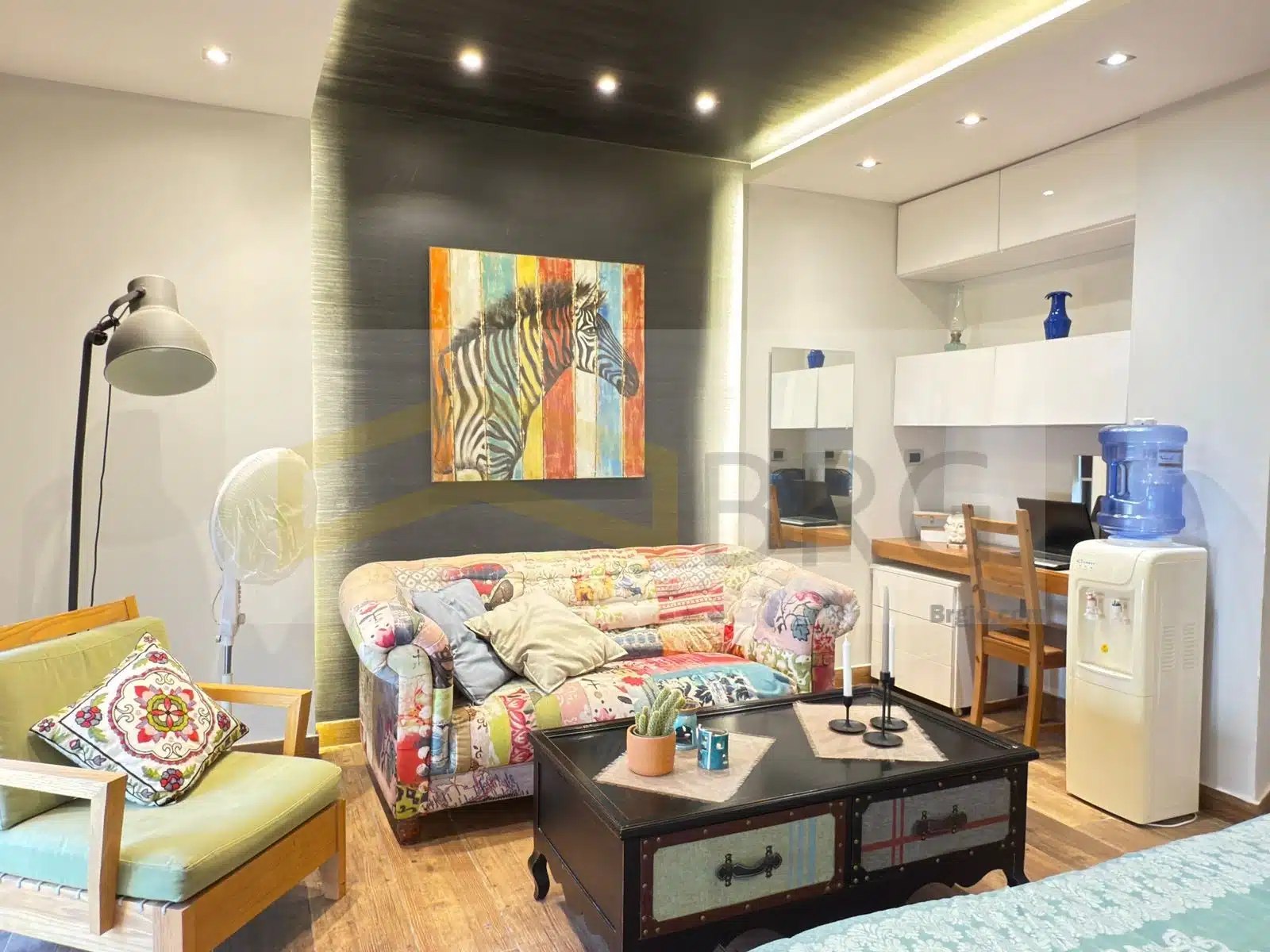 19364412-b910-4b0c-8d3f-1bc579a1261c