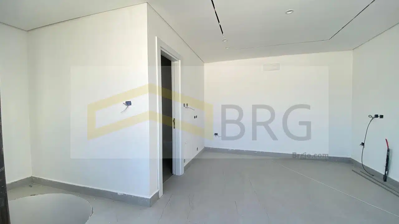 WhatsApp Image 2025-01-06 at 5.56.20 PM (12)