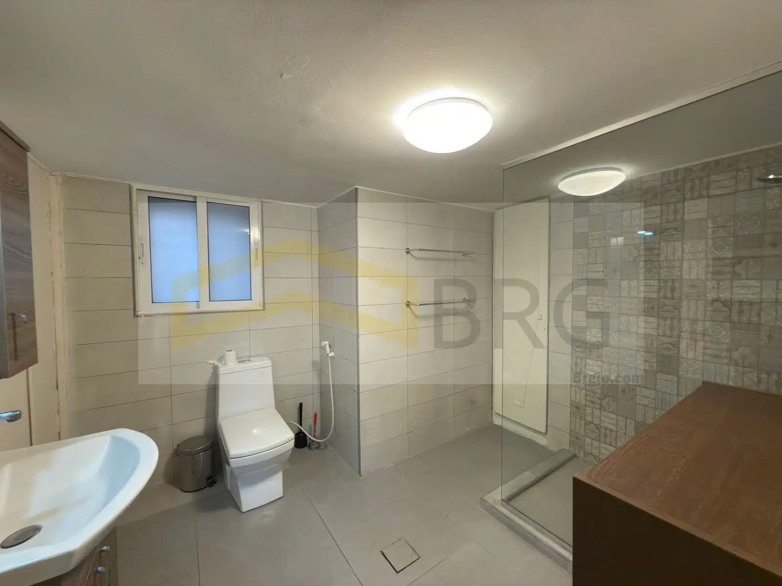 WhatsApp Image 2025-01-06 at 6.16.14 PM (1)