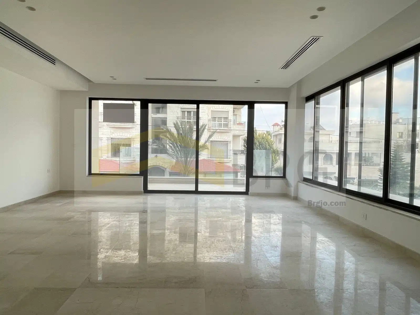 WhatsApp Image 2025-01-20 at 5.24.48 PM