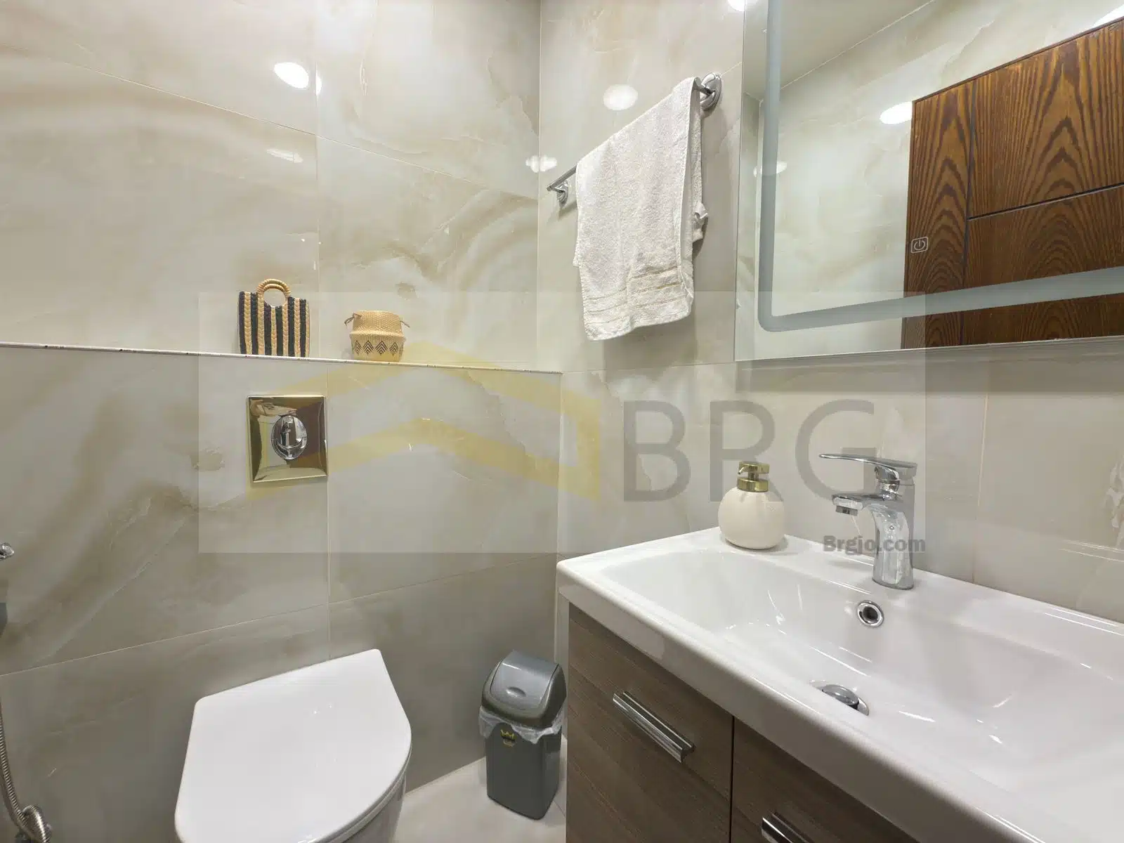 WhatsApp Image 2025-01-29 at 11.35.48 AM