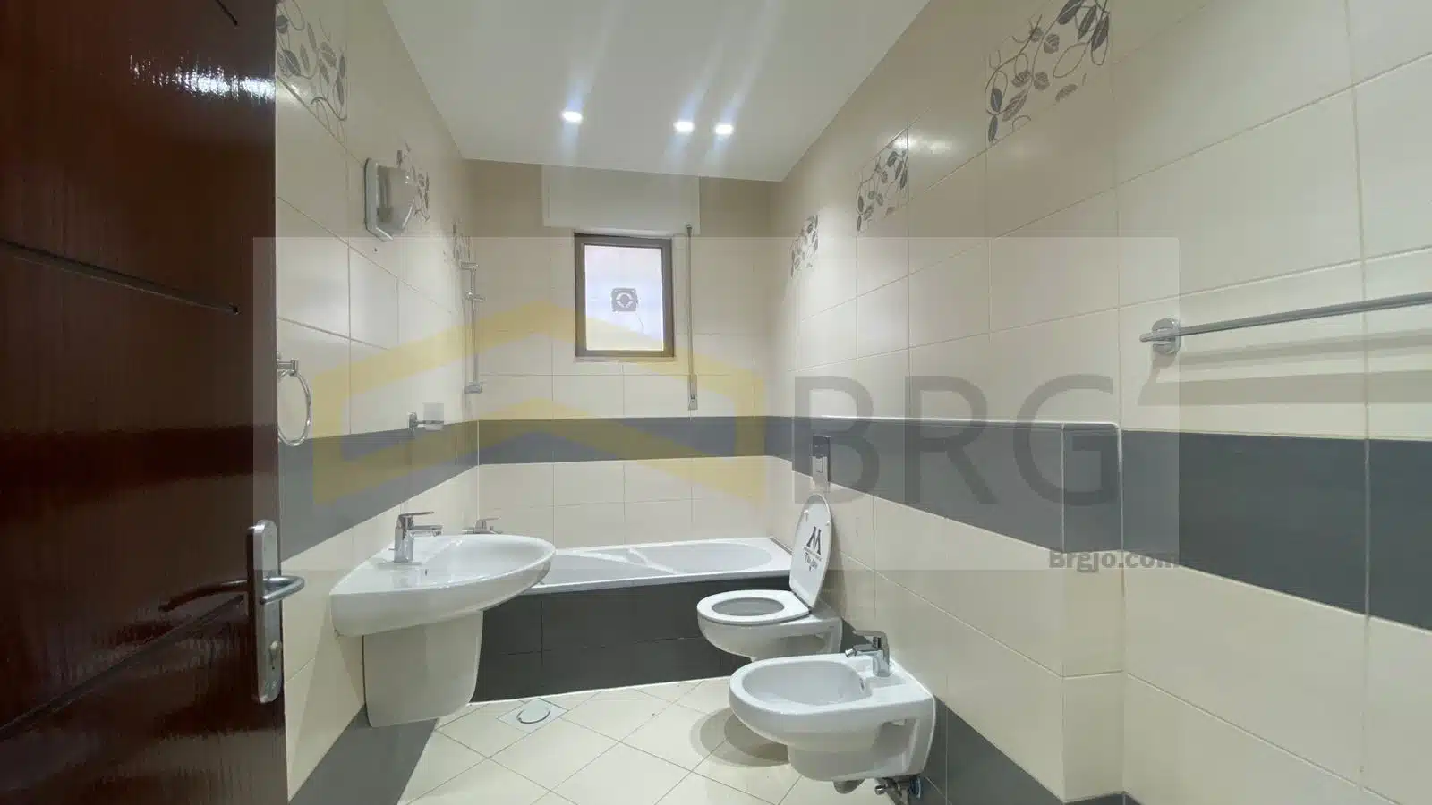 WhatsApp Image 2025-02-03 at 12.51.04 PM (2)