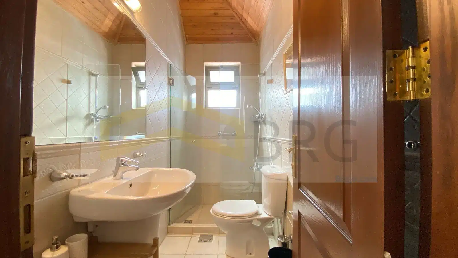 WhatsApp Image 2025-02-11 at 1.09.17 PM