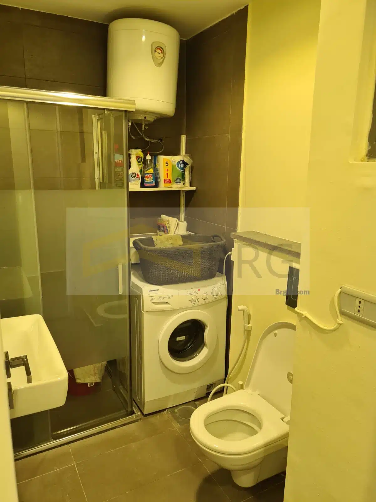 WhatsApp Image 2025-03-01 at 10.12.33 PM (1)