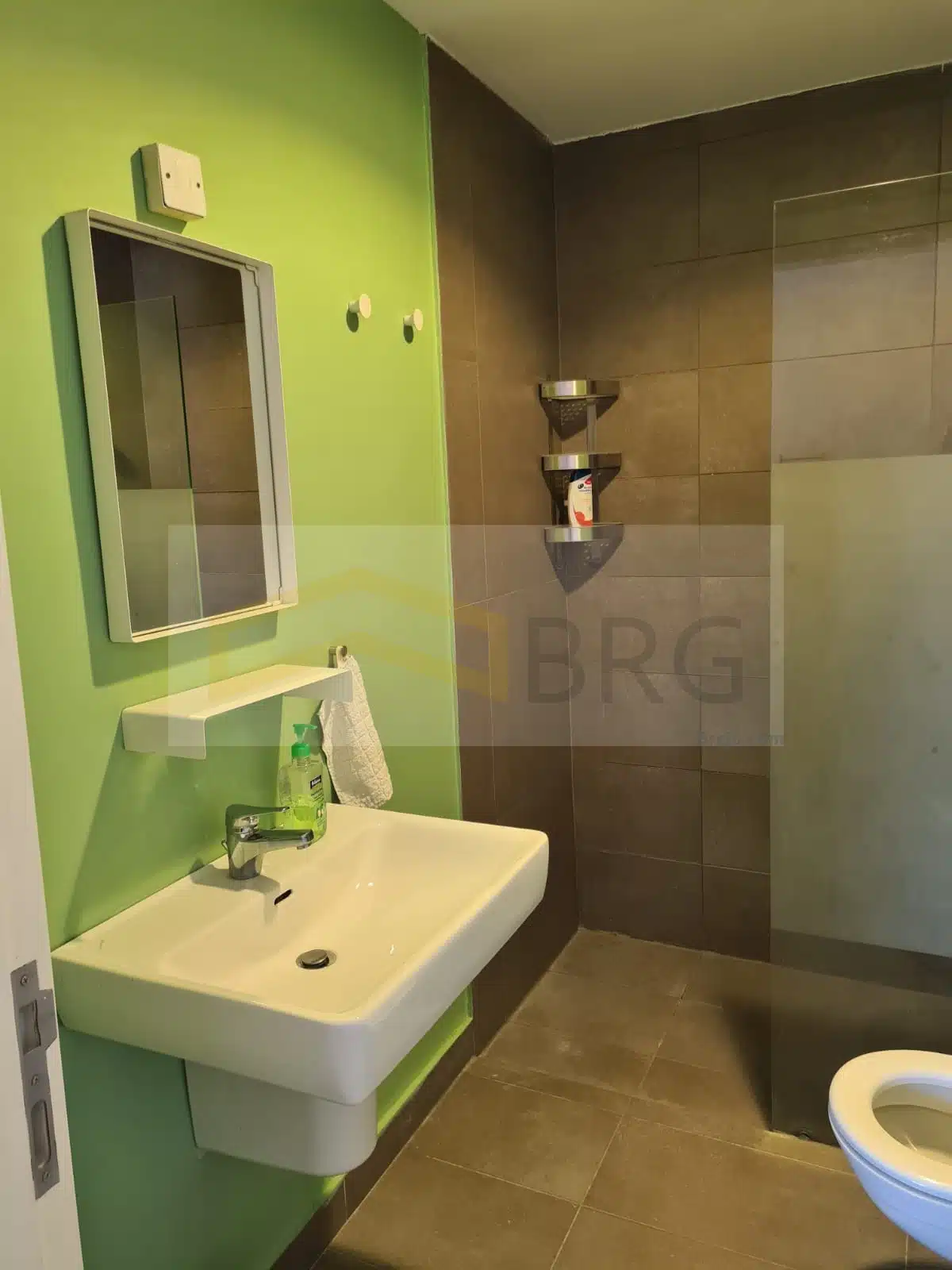 WhatsApp Image 2025-03-01 at 10.12.36 PM