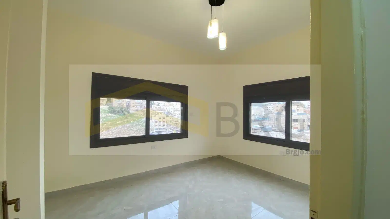 WhatsApp Image 2025-03-06 at 4.09.32 PM (1)