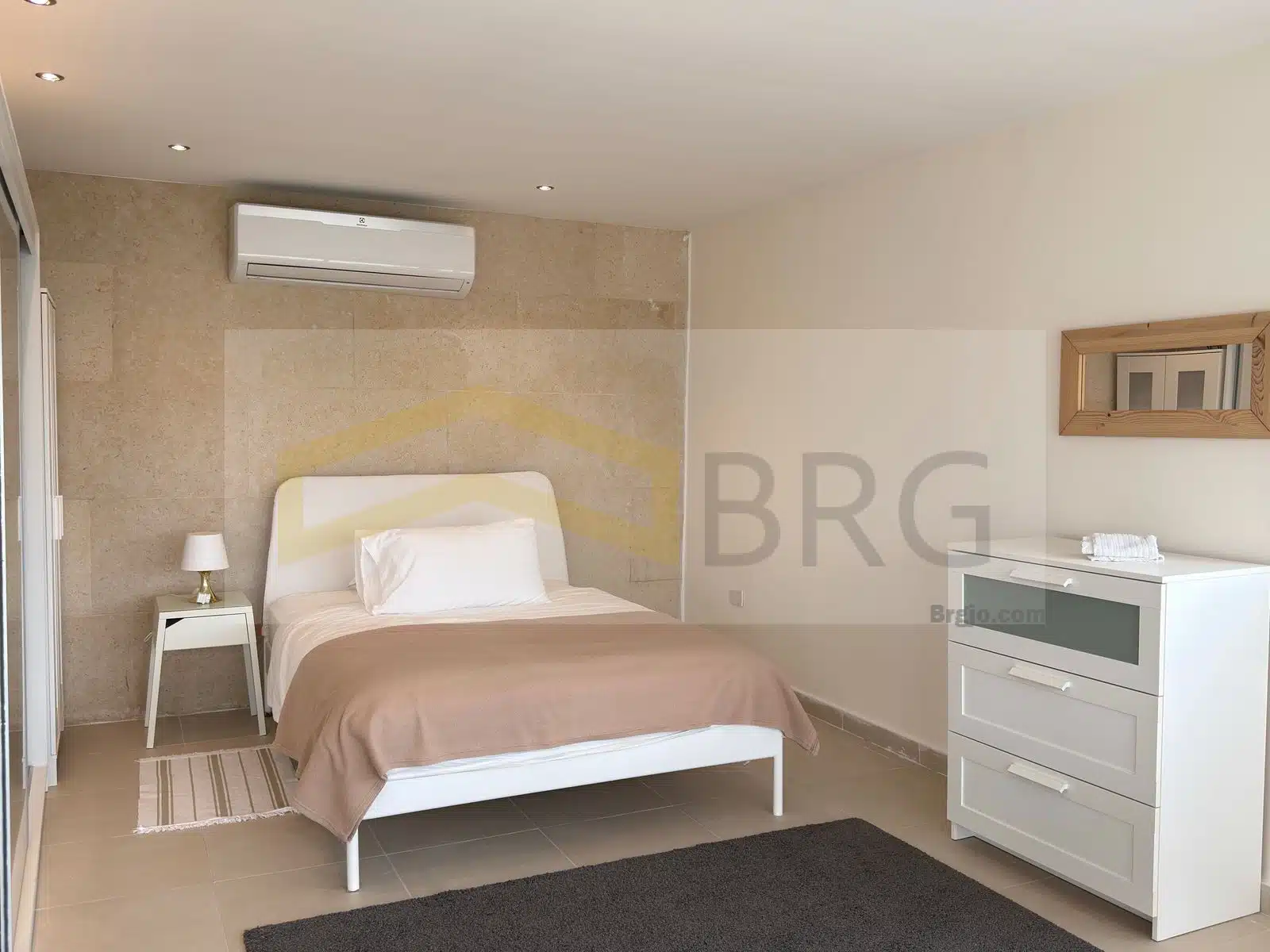 WhatsApp Image 2025-04-07 at 3.57.25 PM