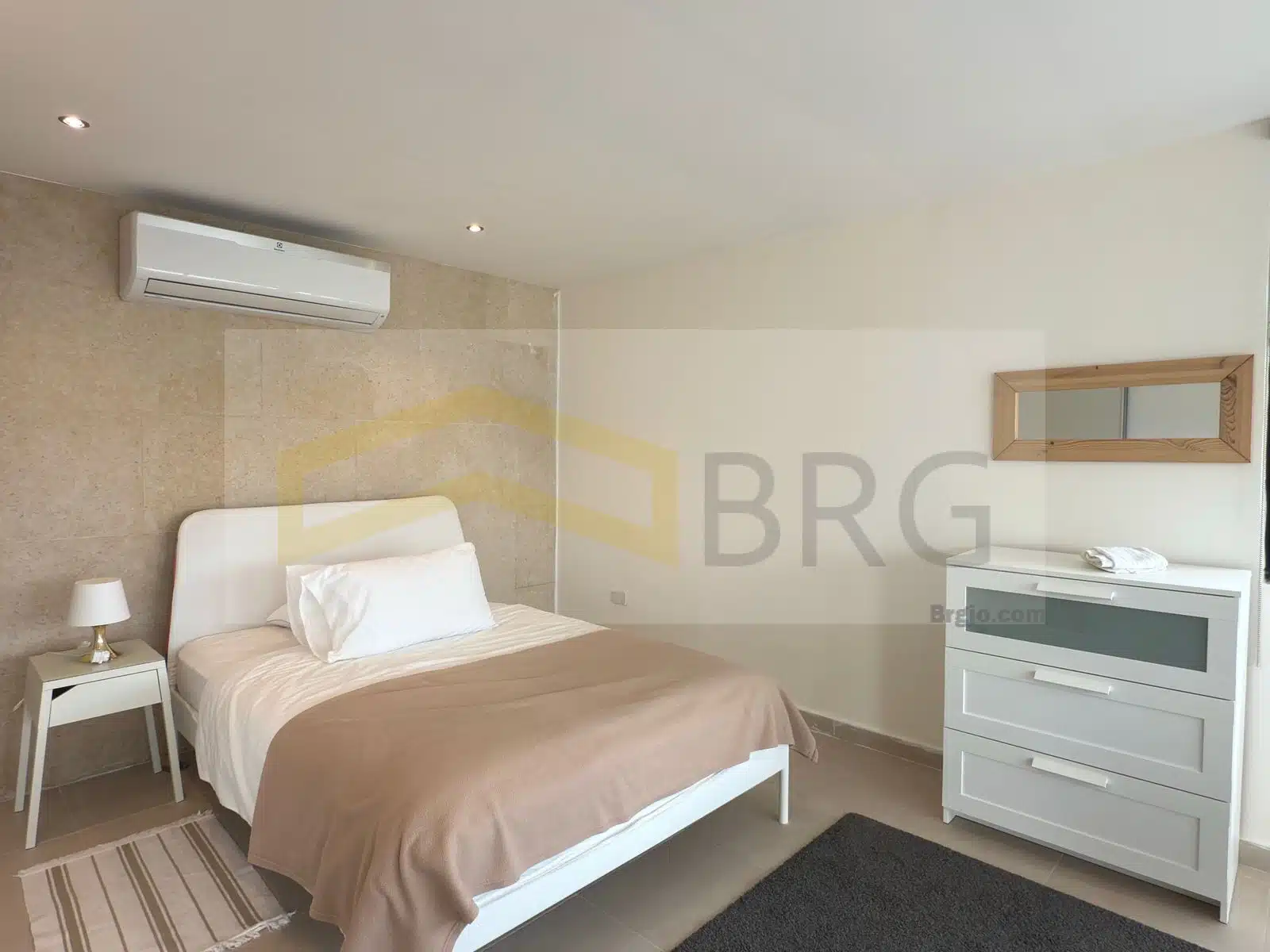 WhatsApp Image 2025-04-07 at 3.57.26 PM