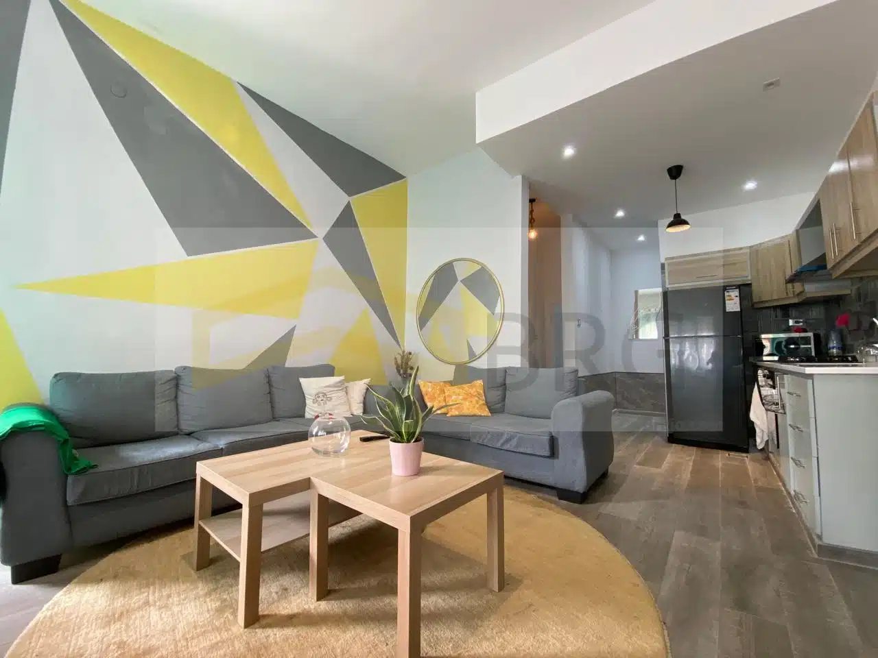 e762c991-8ff0-42c8-a5a4-3d5f9e26a1b6