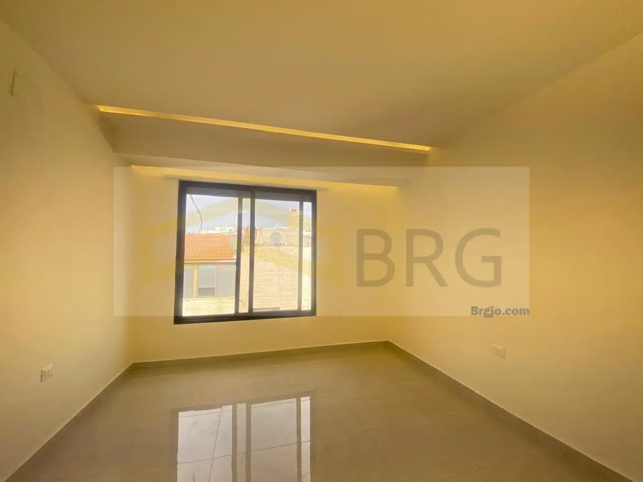 1ee4c229-4788-47cf-b5d8-12105ef72e50