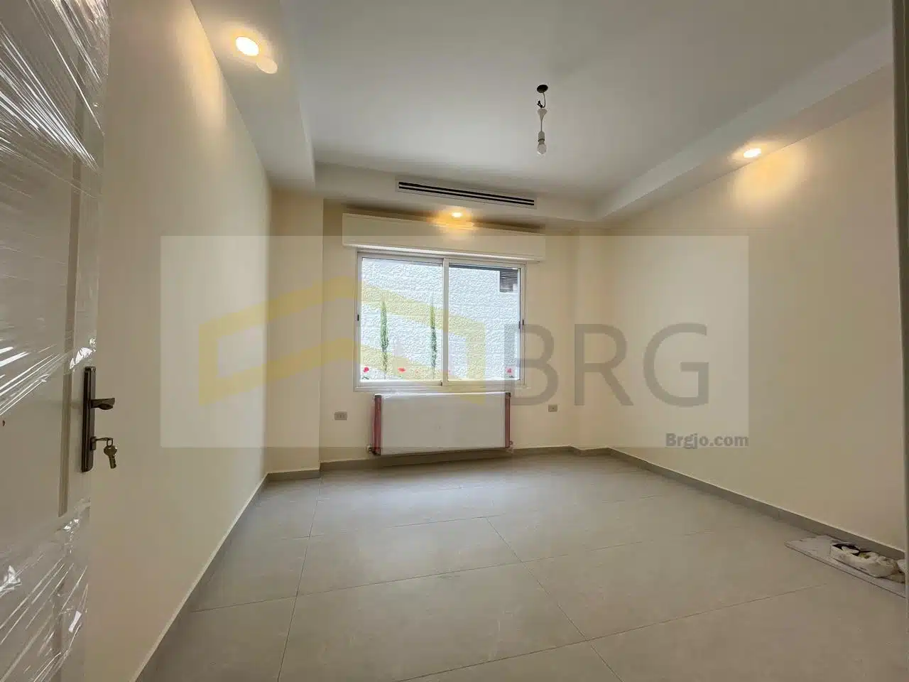 49084782-7a38-4dba-ba4a-a7aa91e2d154