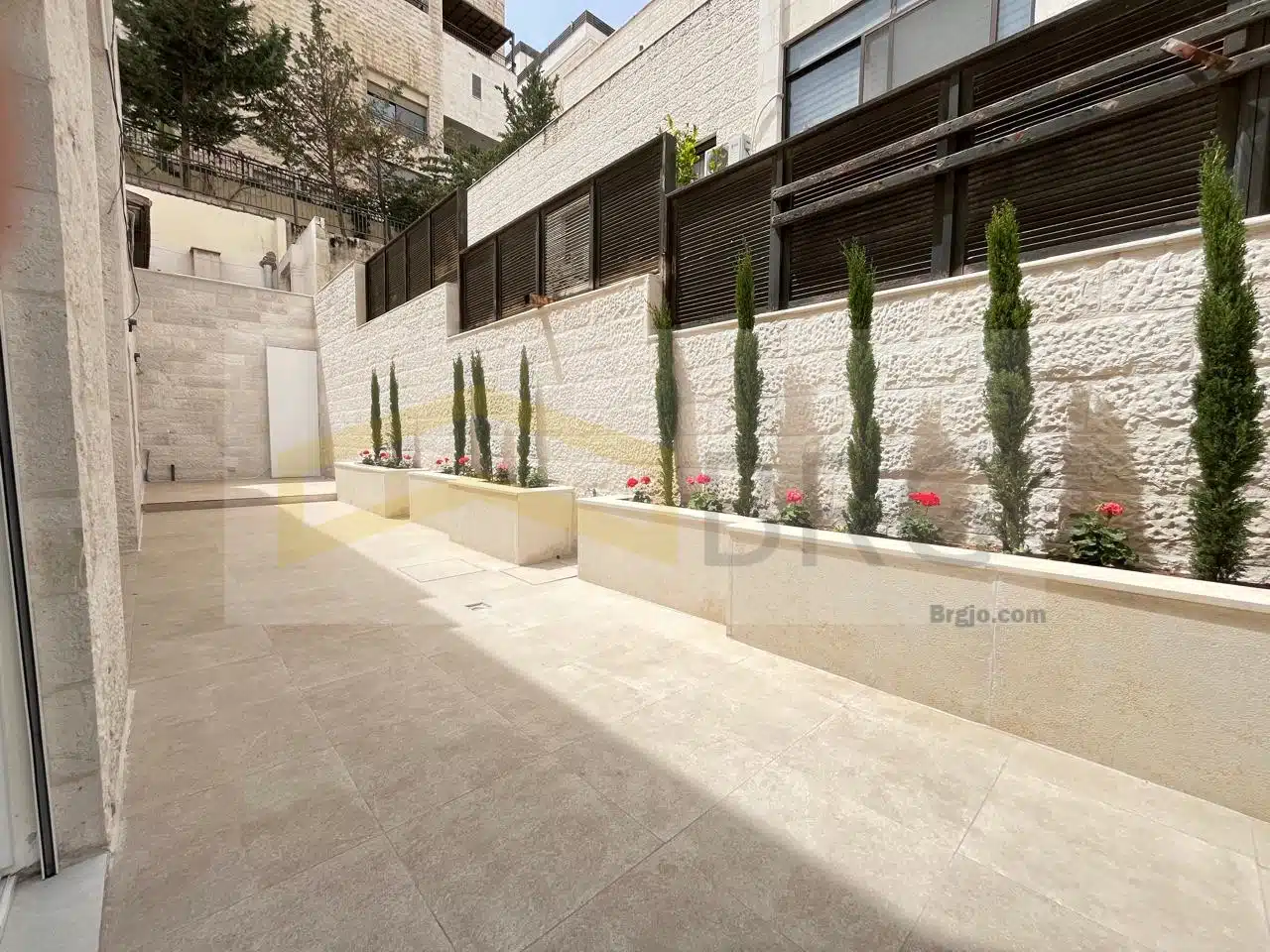 66148135-6591-4835-920e-7d843b10151e