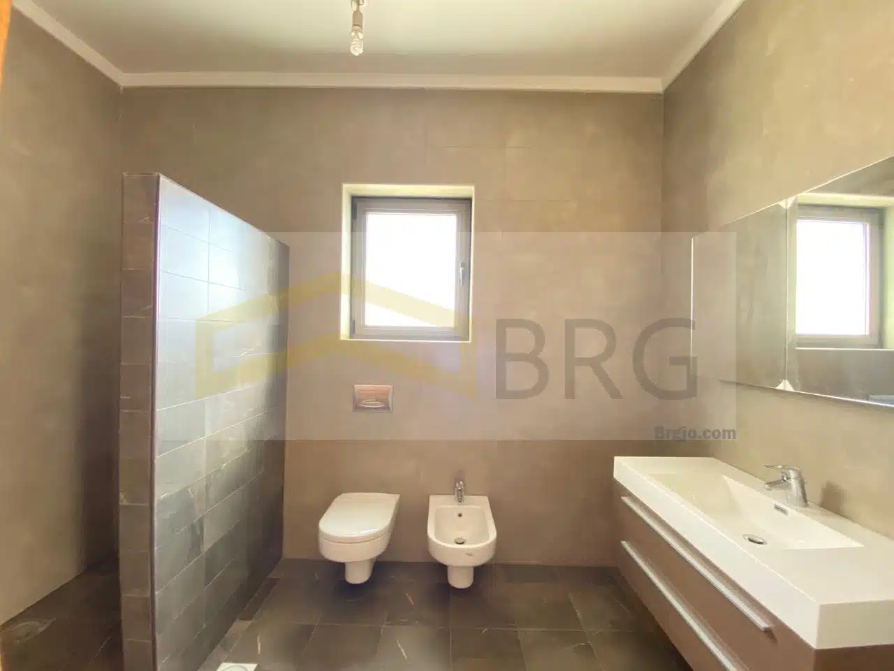 WhatsApp Image 2025-04-15 at 4.04.42 PM