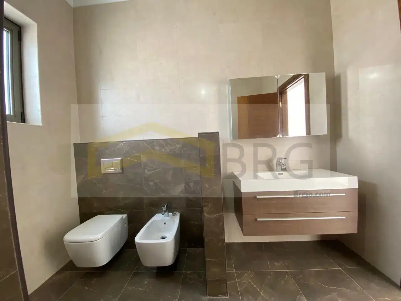 WhatsApp Image 2025-04-15 at 4.04.47 PM