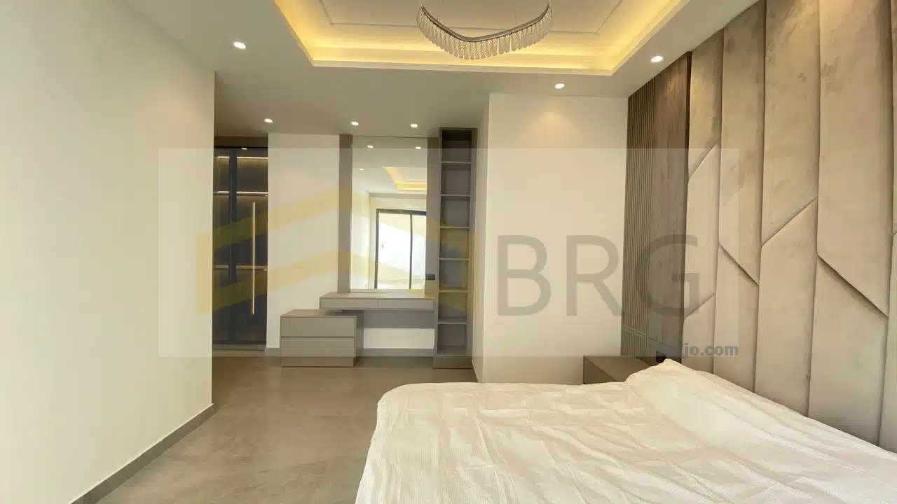 WhatsApp Image 2025-04-16 at 5.38.42 PM (12)