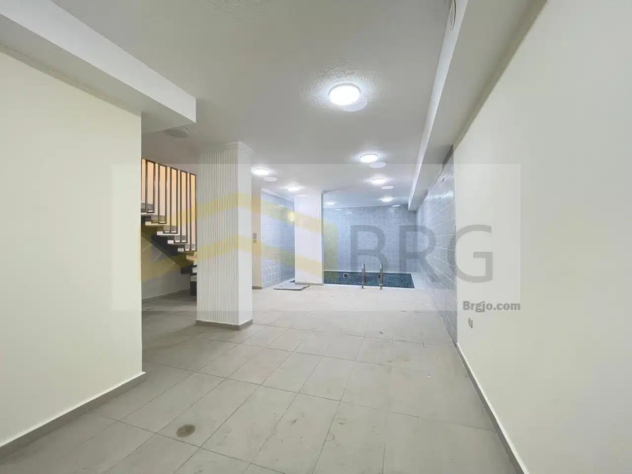 af7714b8-e1b7-4025-8c77-a6e807f7f117 (1)