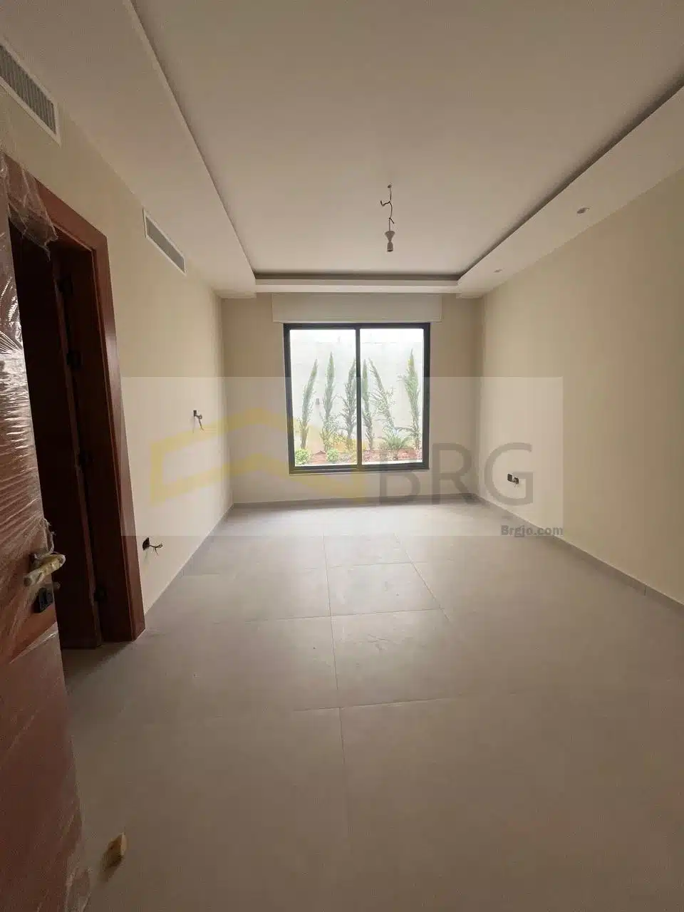 c9e0a8ee-de95-4368-815f-167282f027fe