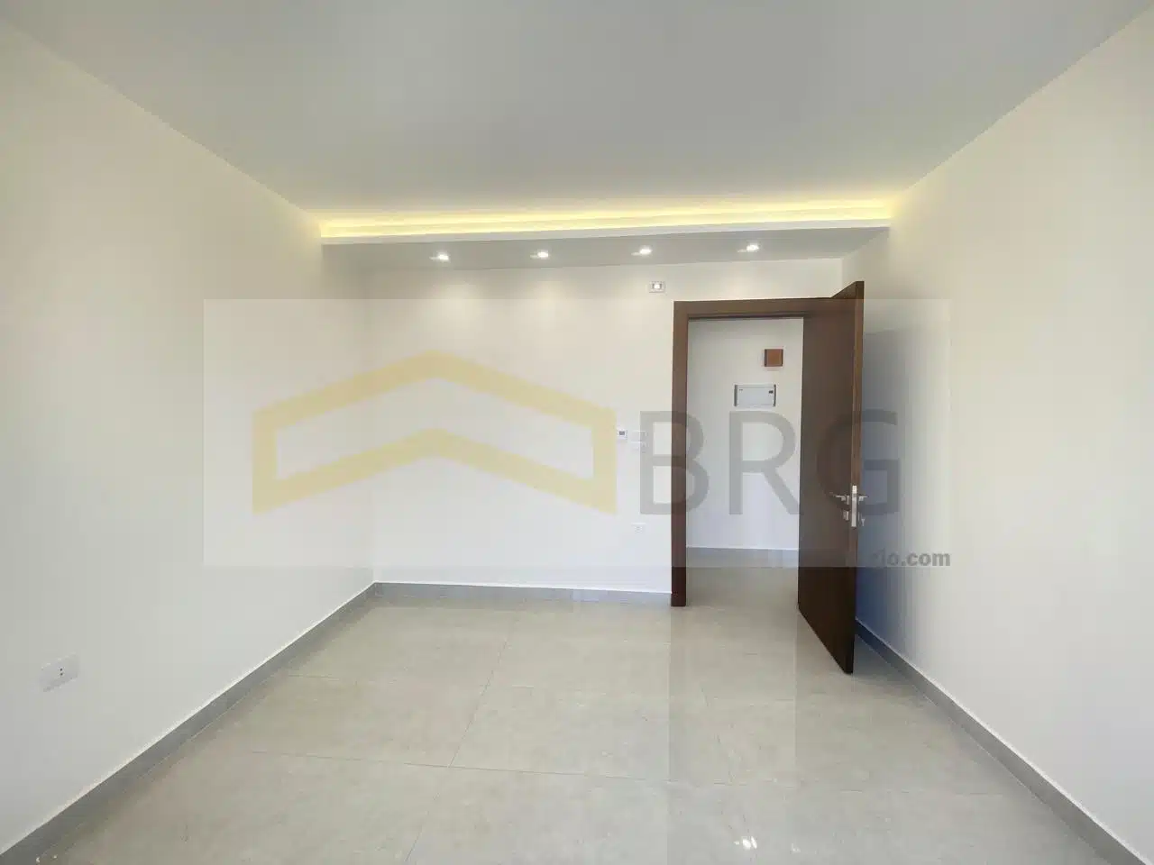 ee589f3e-d491-4c19-a0d2-c28f9b60528c