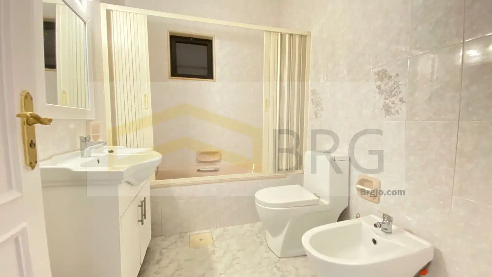 WhatsApp Image 2025-05-04 at 5.42.36 PM (2)