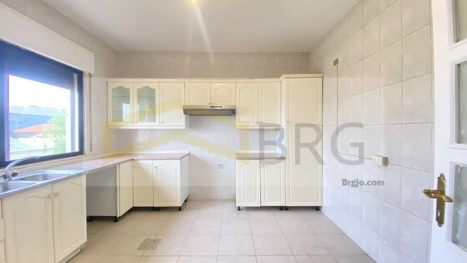 WhatsApp Image 2025-05-04 at 5.42.36 PM