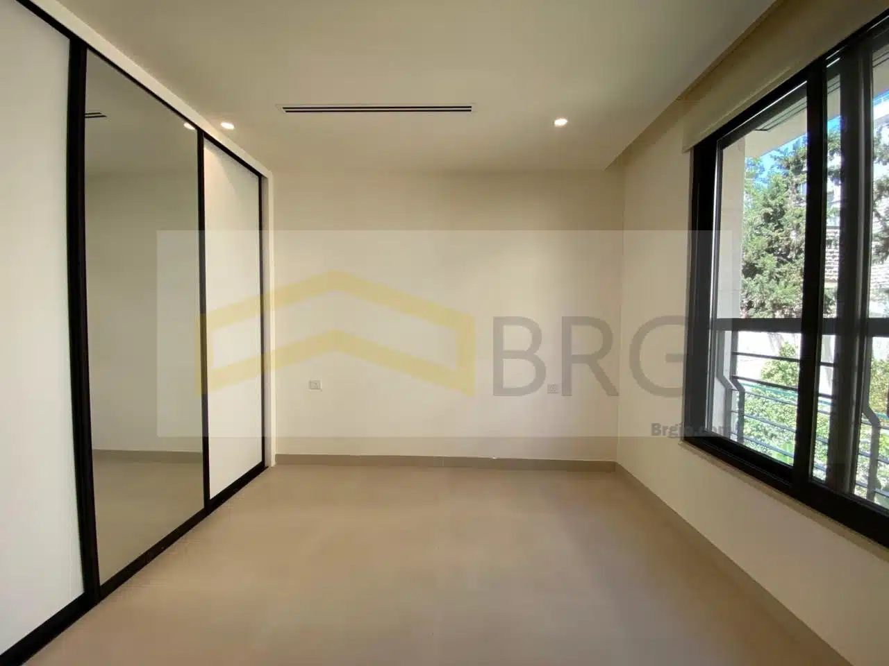 WhatsApp Image 2025-06-25 at 11.06.22 AM (1)