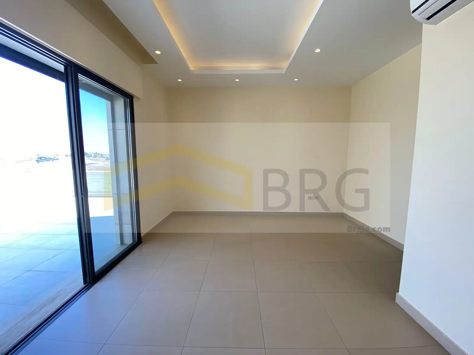 3838809f-50d6-4eb1-a15e-e38dc6c40b72