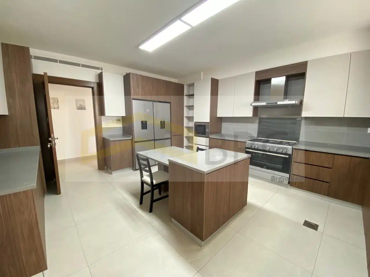 98f9048e-0893-478f-b0c0-7d3f2efd2d4e