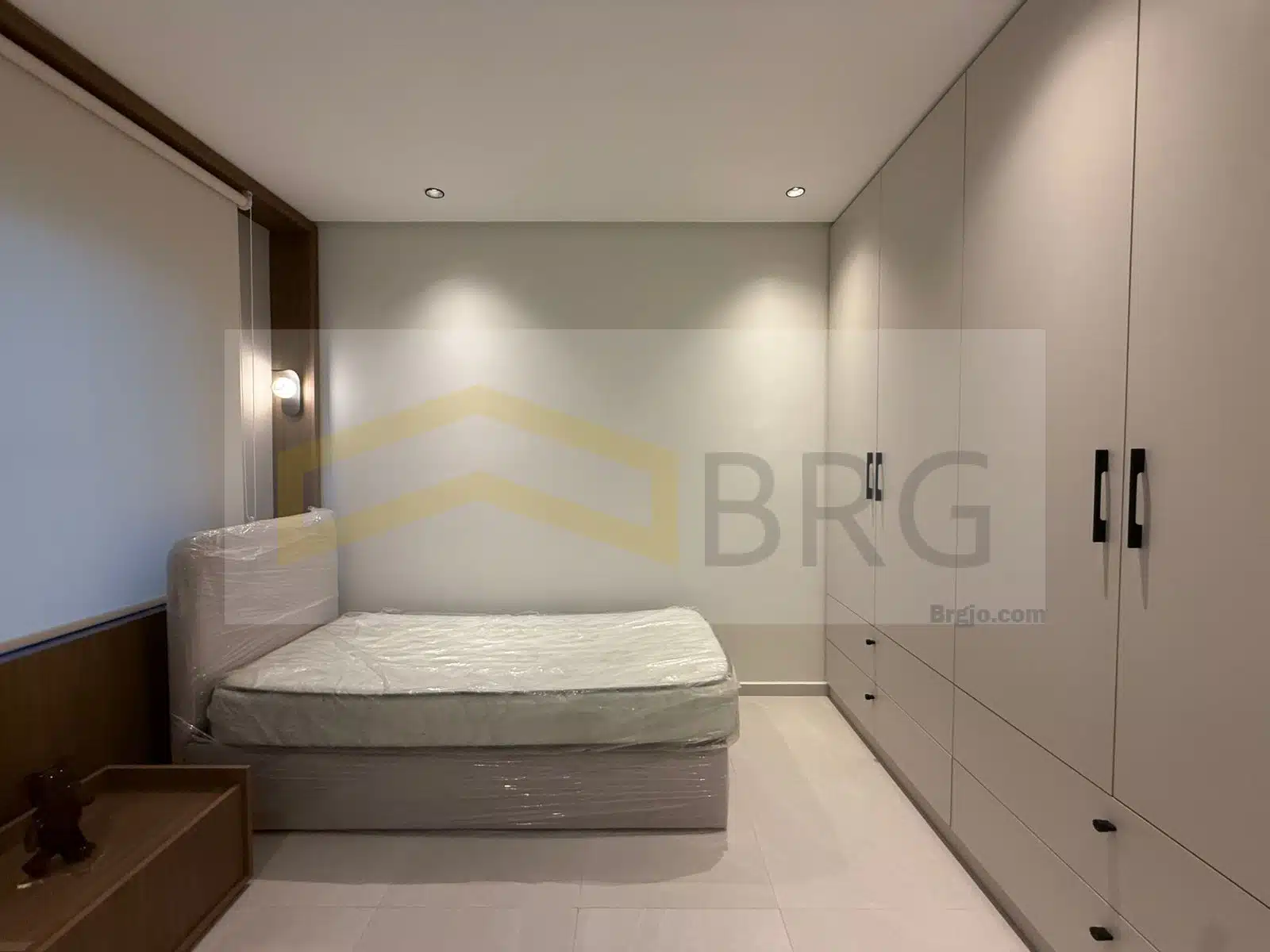 abcb9c9b-fd83-45ad-b46b-0d7d4a29e693