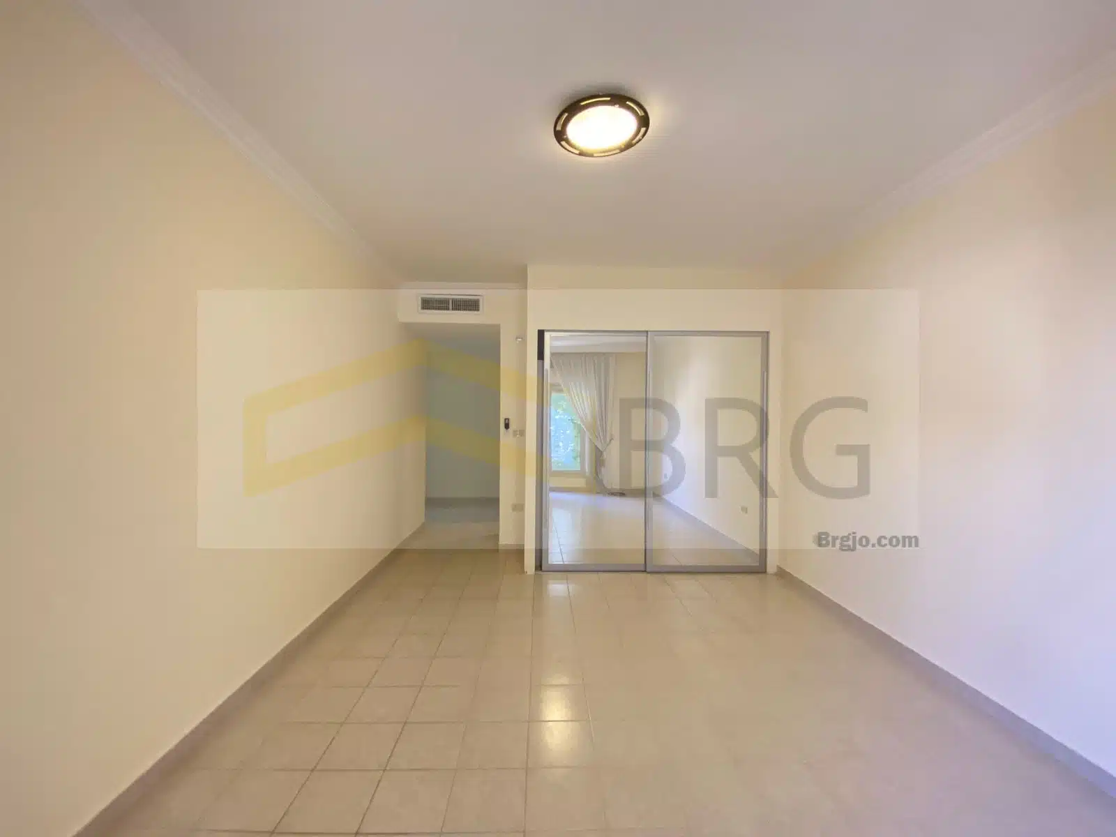 c90af657-27e4-4964-9292-a5df6912d6f8